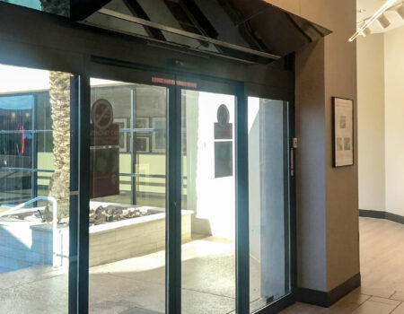 Berner's Architectural Elite 10 air curtain over lobby entrance.